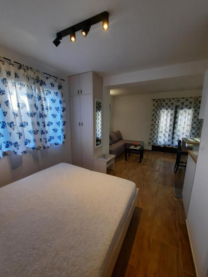 Manda Ljubetic Apartment Sutivan Ngoại thất bức ảnh