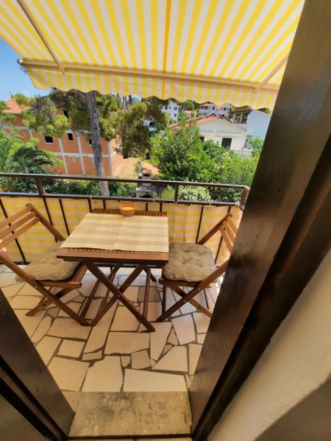 Manda Ljubetic Apartment Sutivan Ngoại thất bức ảnh